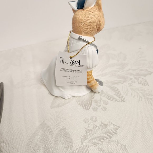Nurse Cat Figurines from Hamilton Collection-Nurses Are Su-purr Heros - Picture 4 of 5
